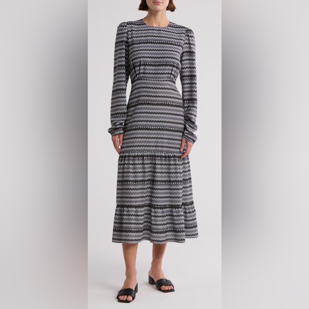 Area Stars Chevron Stripped Open Back Dress